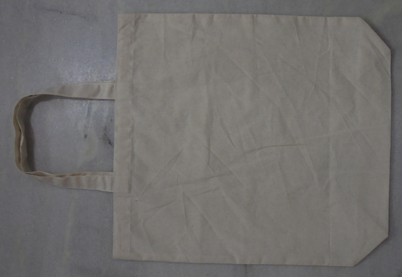 NATURAL COTTON BAG WITH BOTTOM GUSSET   .