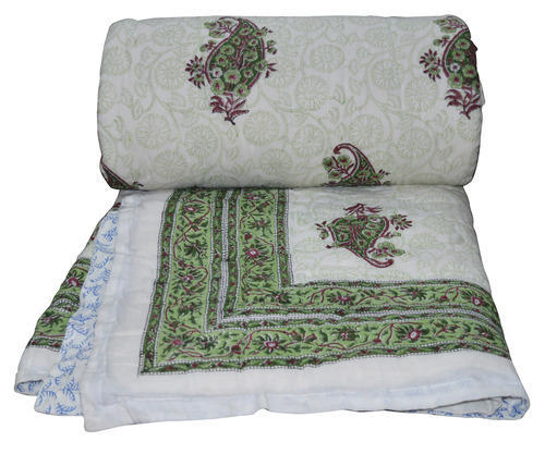 Printed Cotton Winter Quilt, Size : Standard