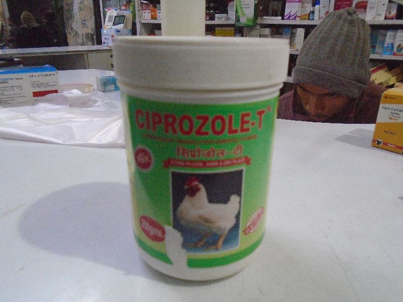 Paramount Agrovet Ciprozol-T Powder, for Animal Feeding