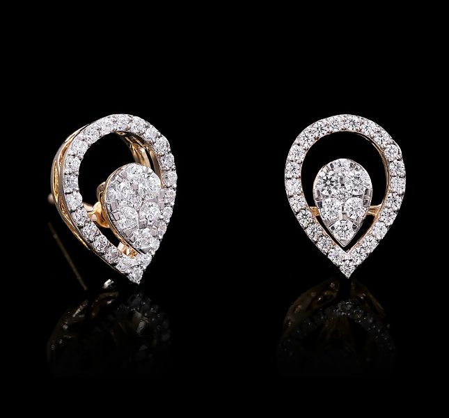 Polished Stylish Diamond Stud Earrings, Occasion : Casual Wear