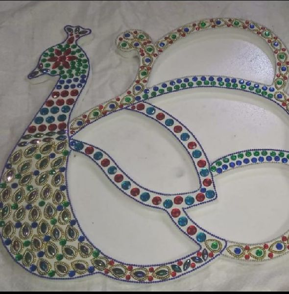 Round Metal Decorative Plate, Feature : Shiny, Stylish