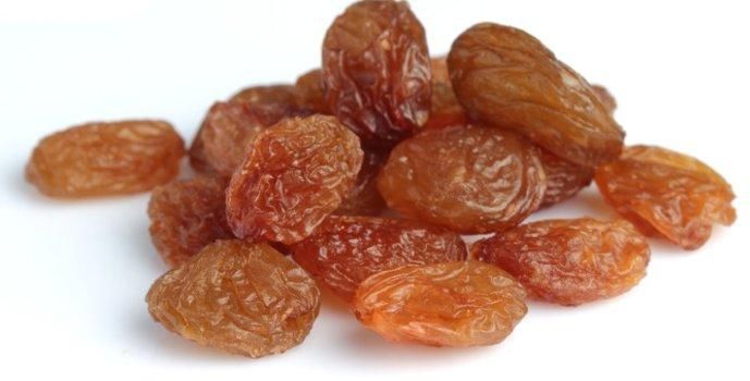 brown raisins