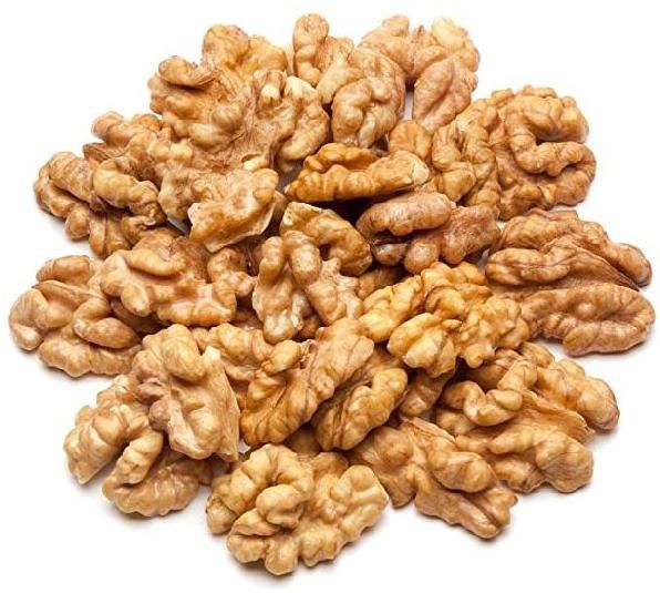 Walnut kernels, Calories : 654/100gms