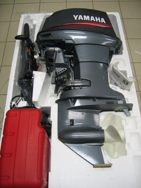 Yamaha 40hp outboard engine