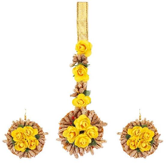 TKE13 Maang Tikka with Earrings, Color : Golden