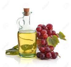 Premium Quality Grape Seed Oil, for Medicines, Packaging Size : 100ml, 200ml, 250ml