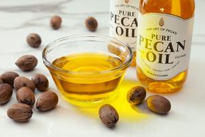 Top Quality Pecan Oil, Feature : High Nutritional Value