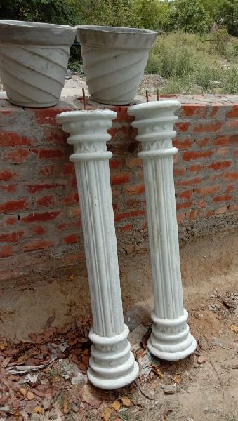 Polished Round Cement Pillars, for Construction Use, Size : Standard