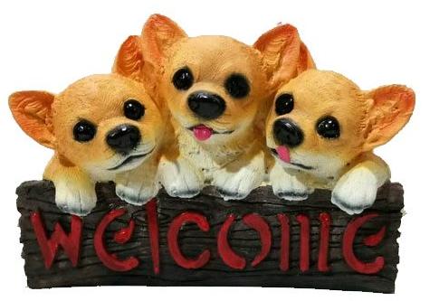 Polyresin Welcome Dog Statue, Packaging Type : Corrugated Box