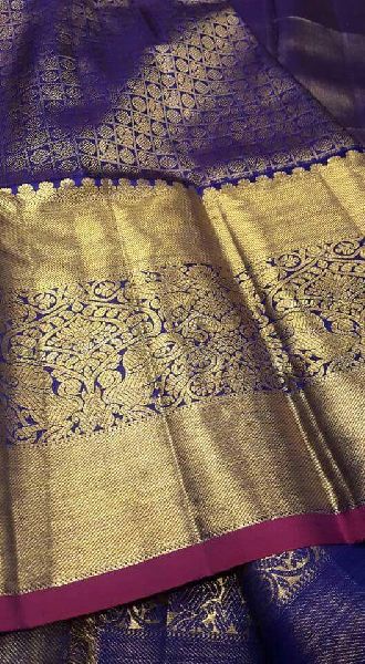 Traditional Zari Saree, Feature : Anti-Wrinkle, Comfortable