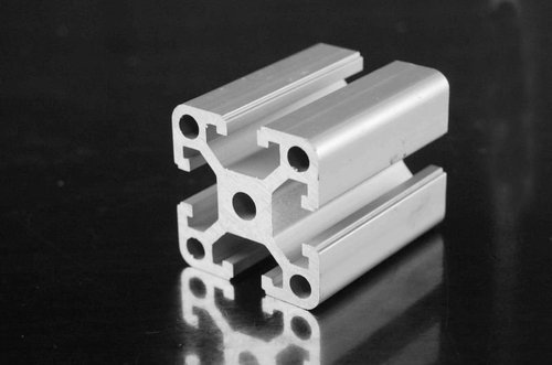 Extrusion Aluminium Bar, Length : 1000MM~12000MM