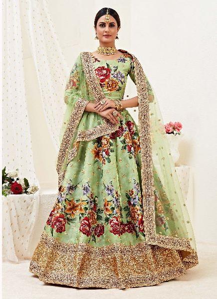 Half Sleeve Silk lehenga choli, Size : semi stitched(up to XXL), Feature :  Dry Cleaning at Rs 3,000 / Piece in Surat
