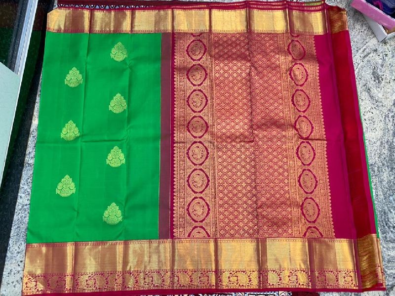 Handloom Silk Sarees, Saree Length : 6.2 Meters at Rs 16,500 / Piece in ...