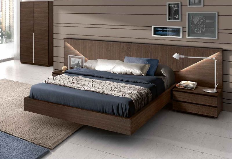 Rectangular Wooden Modern Bed, for Hotel, Feature : Accurate Dimension, Attractive Designs, Easy To Place