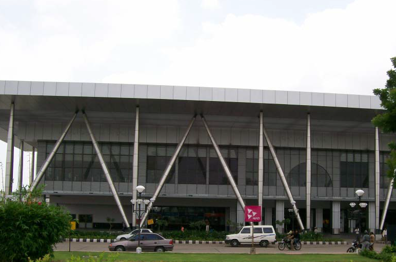 SS S S Column Cladding - Samor Cladding System Pvt. Ltd., Ahmedabad ...