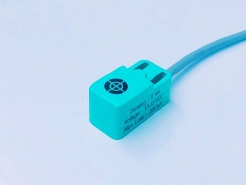 Samrat Plastic Analog Proximity Switch, Cable Length : 2 mtr