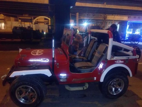 Modified jeep, Color : Red