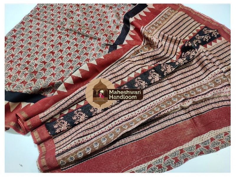 Maheshwari Red Bagru Print saree, for Dry Cleaning, Craft Type : Plain