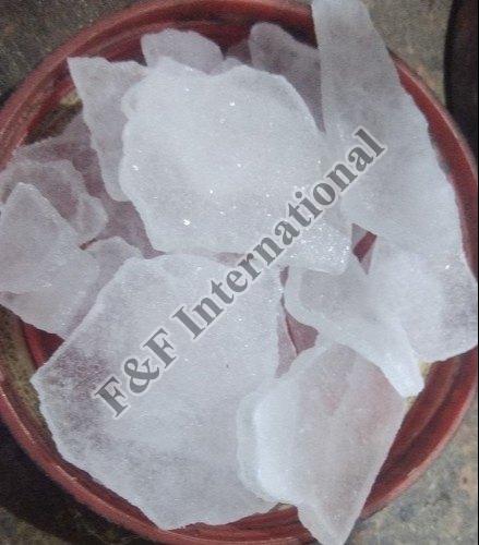 Isoborneol Flakes, Packaging Size : 25 kg