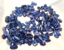 Oval Polished Natural Kyanite Gemstone, for Jewellery, Size : Standard