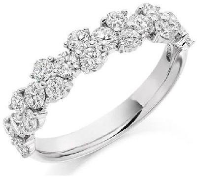 Ladies Diamond Ring, Purity : VVS1, VVS2