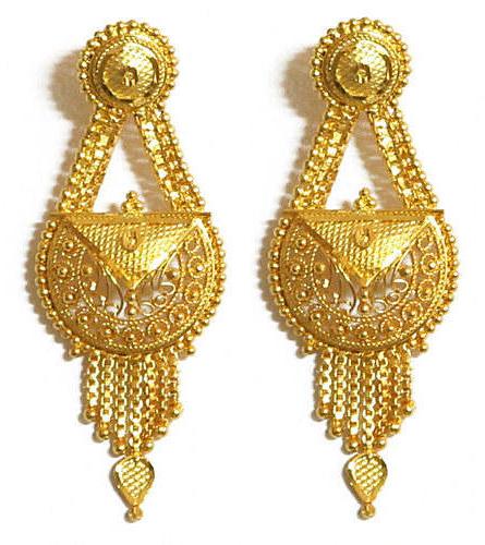 Buy quality 750 Rose Gold Hallmark Classic Ladies Earrings RE300 in  Ahmedabad