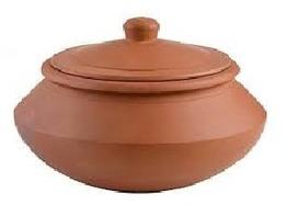 Clay Earthen Curd Pot, Color : Red