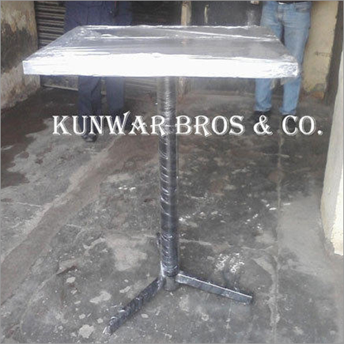 Polished Plain Stainless Steel Standing Table, for Restaurant, Hotel, Specialities : Sturdiness, Easy To Place
