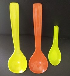 Giriraj Plastic Serving Spoon, Size : 9 inches