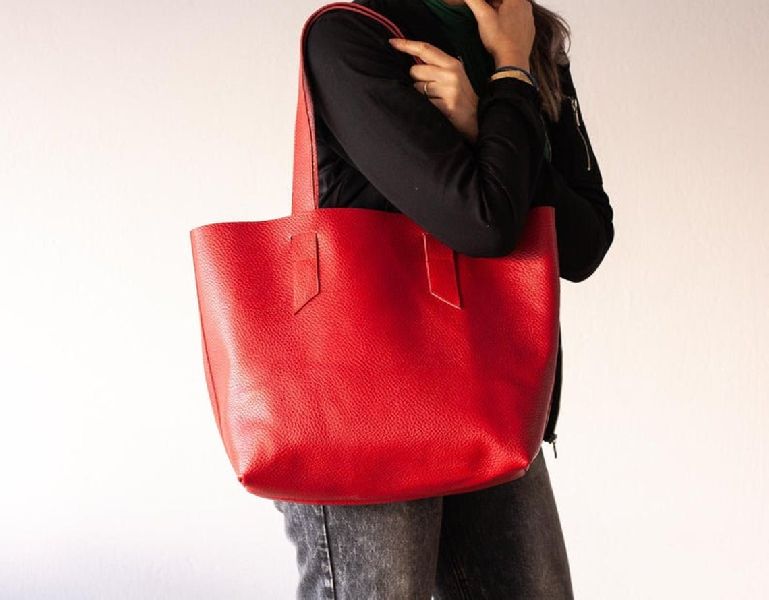 Plain L7 Leather Tote Bag, Technics : Handloom