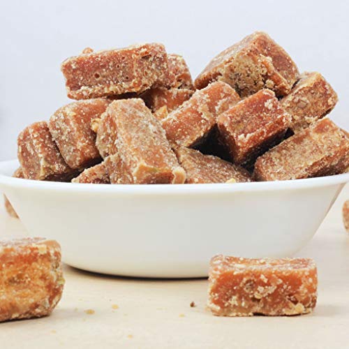 Sugarcane Flavored Jaggery Cubes, for Beauty Products, Medicines, Sweets, Feature : Chemical, Easy Digestive