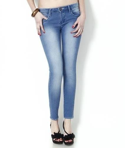 Ladies Ankle Length Jeans