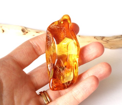 SSE Amber Resin, Packaging Size : 5 Kg