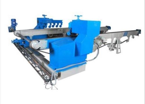 Plywood Cutting Machine