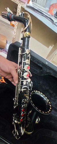 Polished Alto Saxophone, Color : Golden