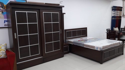 Wooden Designer Bedroom Set, Bed Size : 6 X 6 Feet