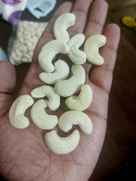 Spicever Curve W180 cashews, for Food, Certification : FSSAI Certified