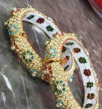 Gold Leaf Rajasthani Bangle, Occasion : Casual Wear, Festive Wear, Party Wear, Wedding Wear
