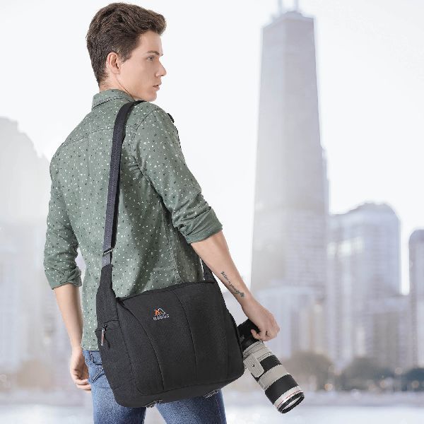 MOBIUS ULTIMATE LENS SLING BAG OR DSLR SLING BAG