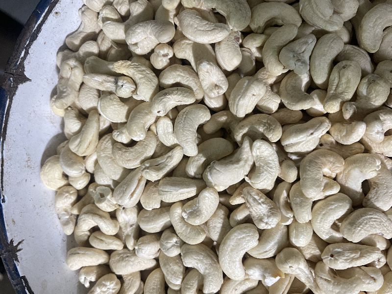 Oval cashew nut, for Food, Certification : ISO9001-2008