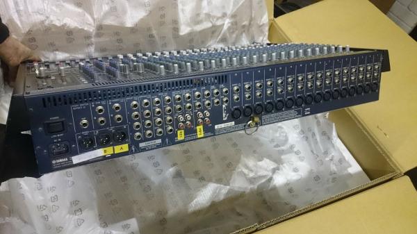Soundcraft Vi1000 96-channel Compact Digital Mixing Console