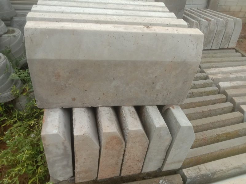 RCC Kerb Stone