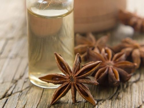 Star Anise Oil, for Medicines, Form : Liquid