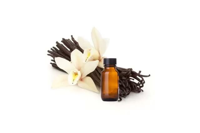 Vanilla Oil, for Aromatherapy, Cosmetics, Fragrances, Form : Liquid
