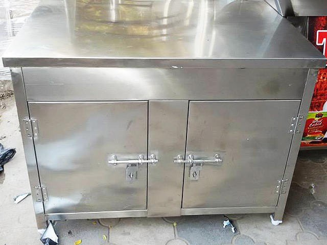 Rectangular Stainless Steel Cabinet Table, Color : Silver