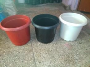 Polished Plain Plastic 12 Inch Nursery Pot, Feature : Easy To Placed, Eco Friendly