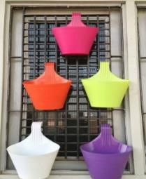 Polished Plain Plastic Single Hook Pot, Feature : Easy To Placed