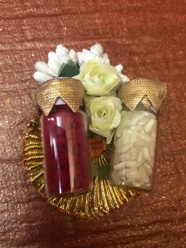 Roli Chawal Glass Gift Set, Color : Golden