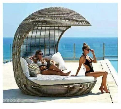 Polished Plain Aluminum Shell Shaped Sun Lounger, Style : Modern