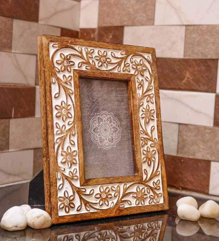 Polished Wooden Designer Photo Frame, for Home, Size : Multisize